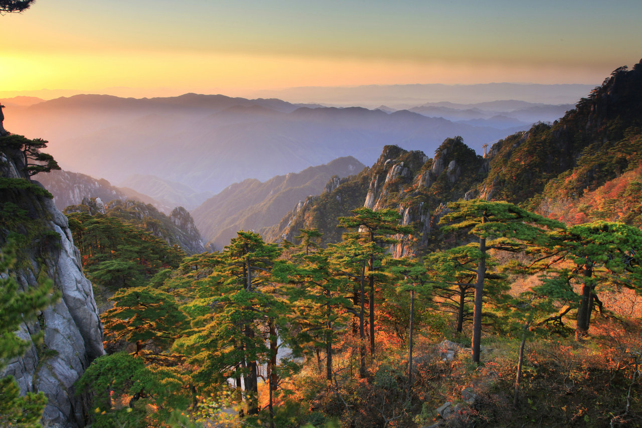 從長沙到黃山全景、九華山高鐵4日游品質(zhì)旅游團(tuán)（住黃山山頂看日出）