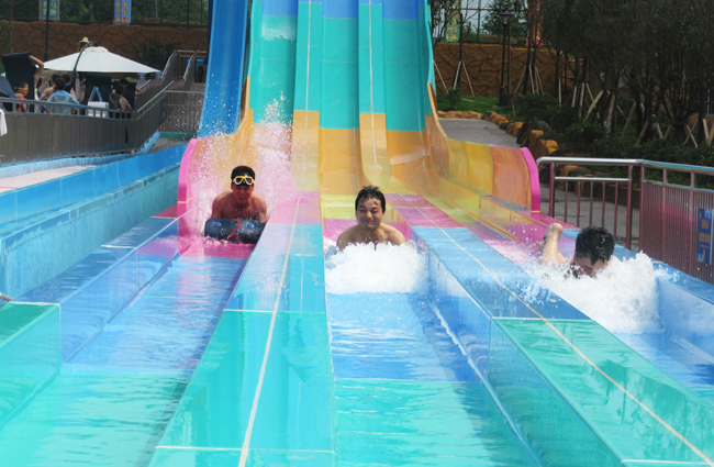 平江亞馬遜水上樂園