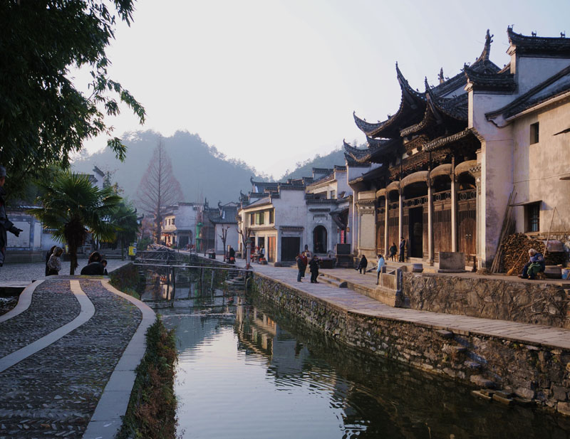 長(zhǎng)沙到黃山、績(jī)溪龍川、歙縣西園雙高鐵四日游