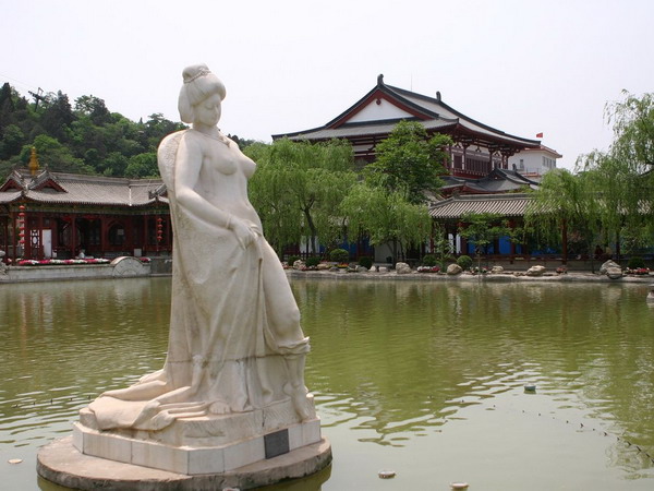 長沙到陜西秦始皇兵馬俑-乾陵-法門寺-大明宮-西安火車6日游/單高單臥5日游