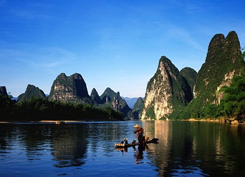 長沙到桂林象鼻山-興坪漓江-陽朔西街高鐵三天旅游團(tuán)