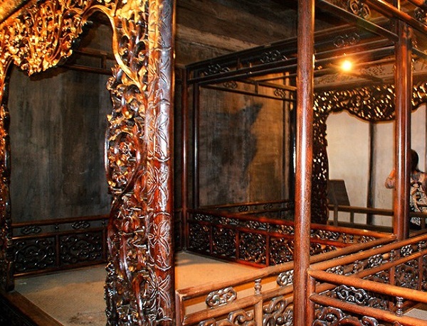 烏<a href=http://www.917925.com/vjingdian_4501.html>鎮(zhèn)江</a>南百床館