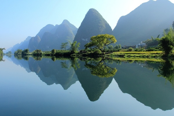 遇龍河風(fēng)光