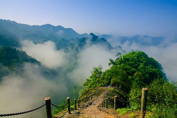 東滸寨