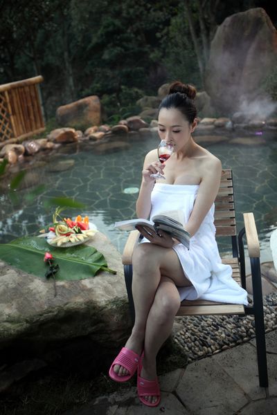 飛天溫泉