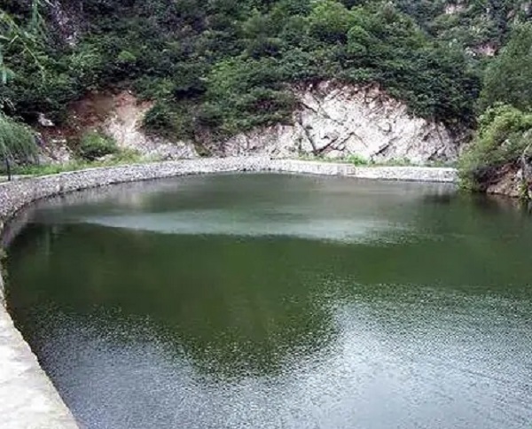 響水湖