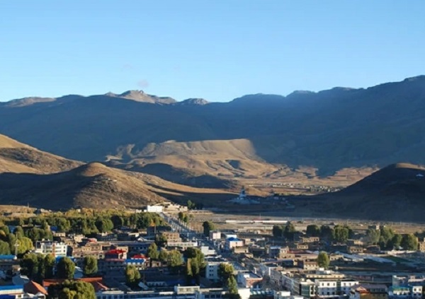 稻城縣